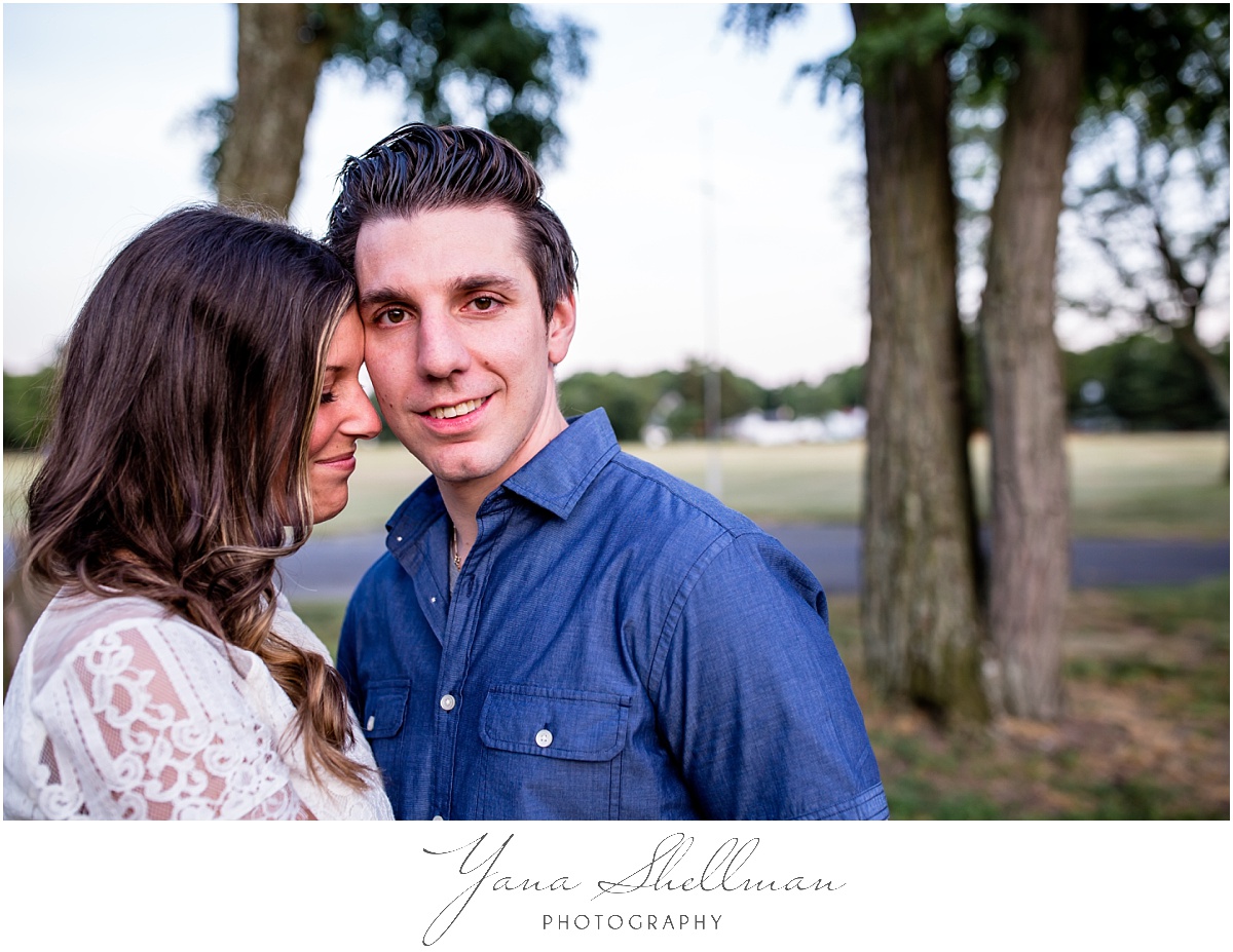 Indian Spring Country Club Wedding by Princeton Wedding Photographer – Lindsay+Rob Engagement Session