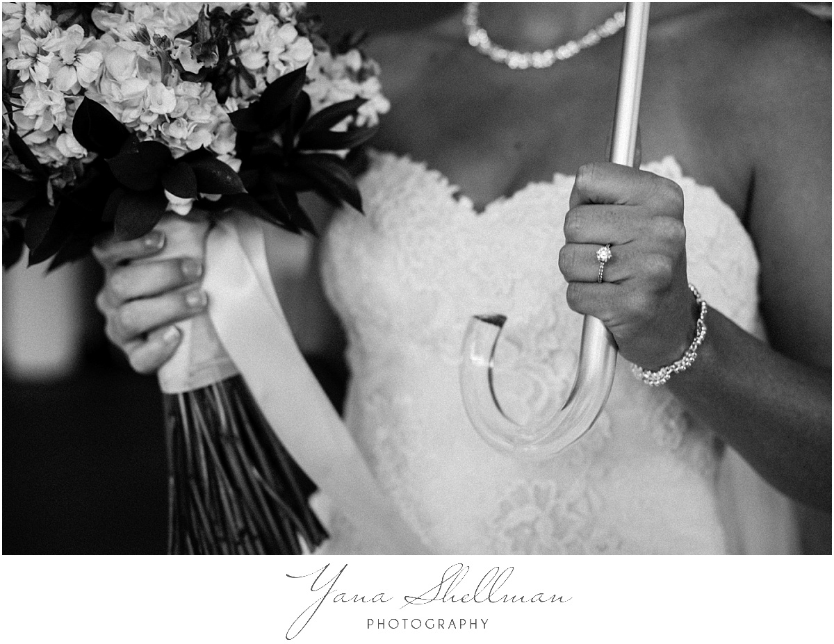 the-hamilton-manor-wedding-photos-by-south-jersey-wedding-photographer-aliciachris-romantic-light-and-airy-wedding-photos